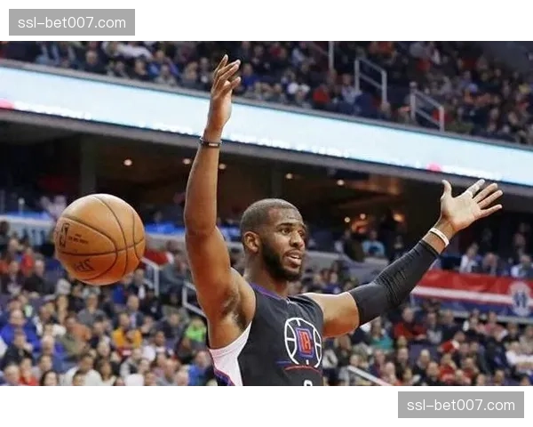 球员专访:克里斯·保罗谈作为一名老将控卫,如何阅读并破解各种高位防守陷阱 球员专访:克里斯·保罗谈作为一名老将控卫,如何阅读并破解各种高位防守陷阱